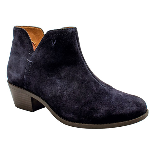 Liv suede store